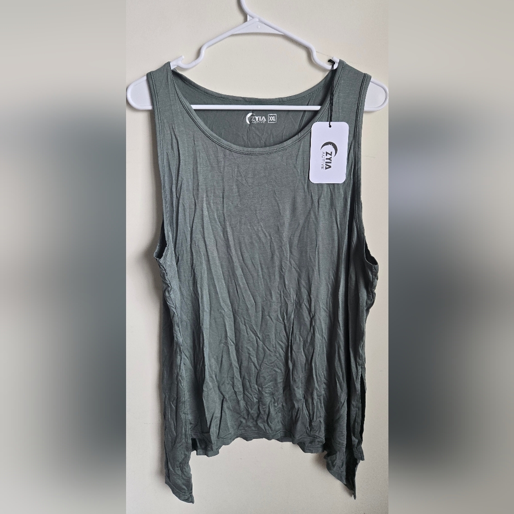 Zyia Women's Olive Tank Top